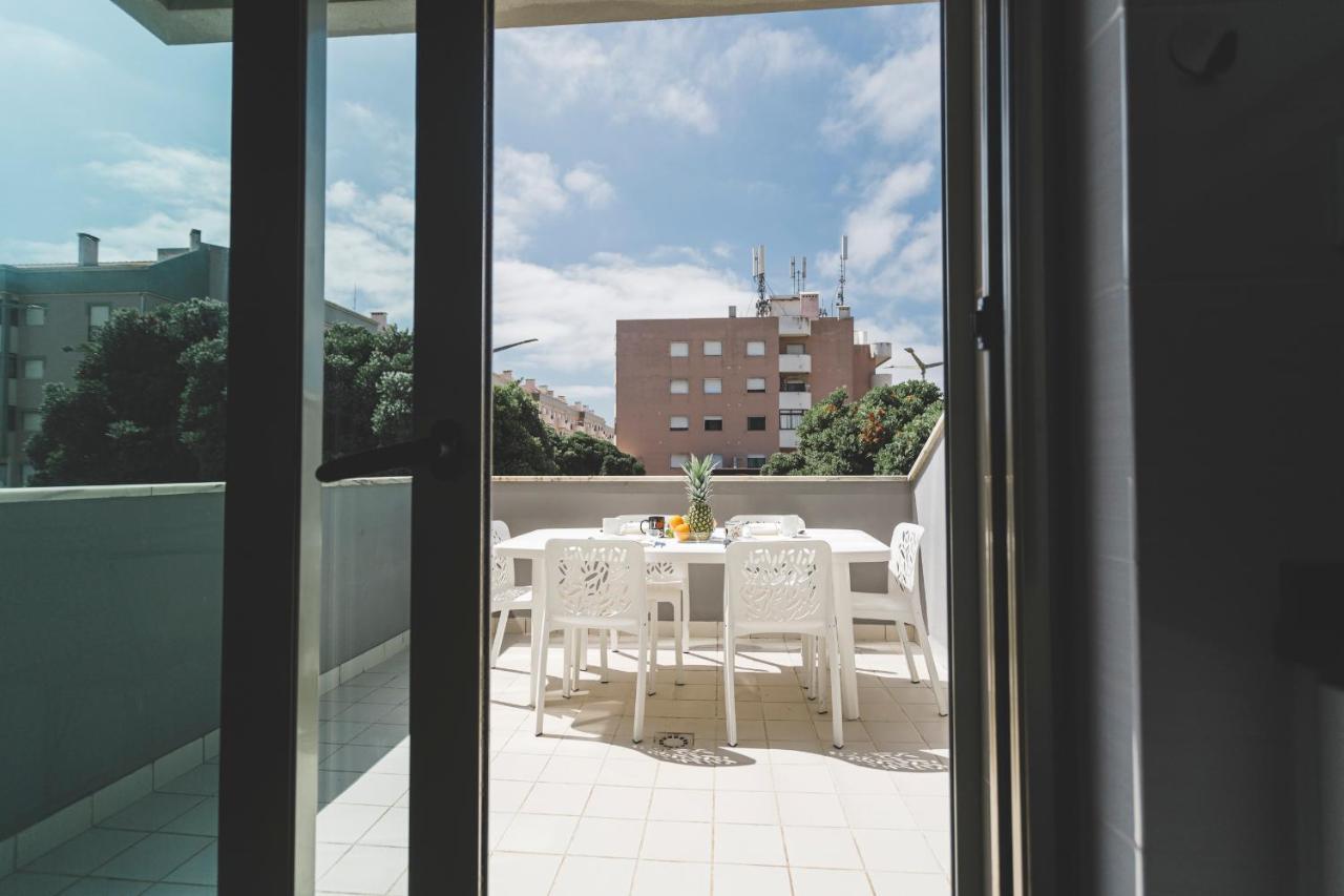 Best Houses 94 - Family Surf Peniche Bagian luar foto